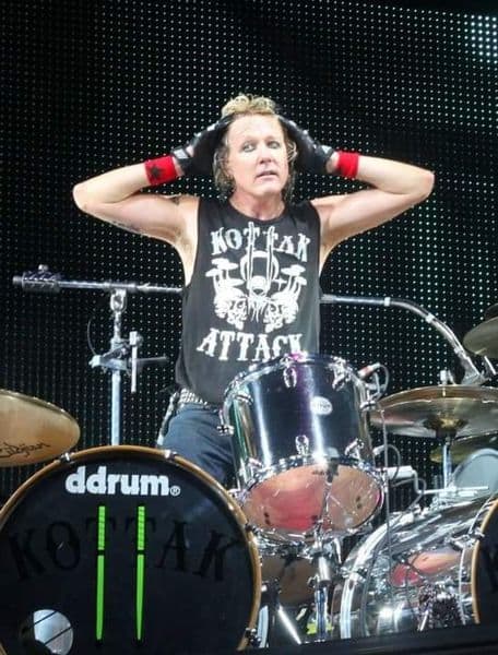 James Kottak Dies